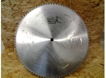 Lame carbure de diamètre 750 avec axe de 30 mm